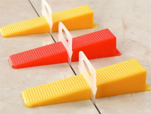 Automatický tesniaci baliaci stroj na vytváranie vreciek pre zmiešaný hardvérový produkt