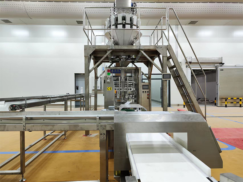 automatický baliaci stroj na mrazené potraviny.6