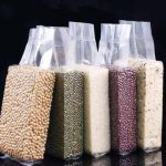 Automatický vákuový baliaci stroj na práškové tehly